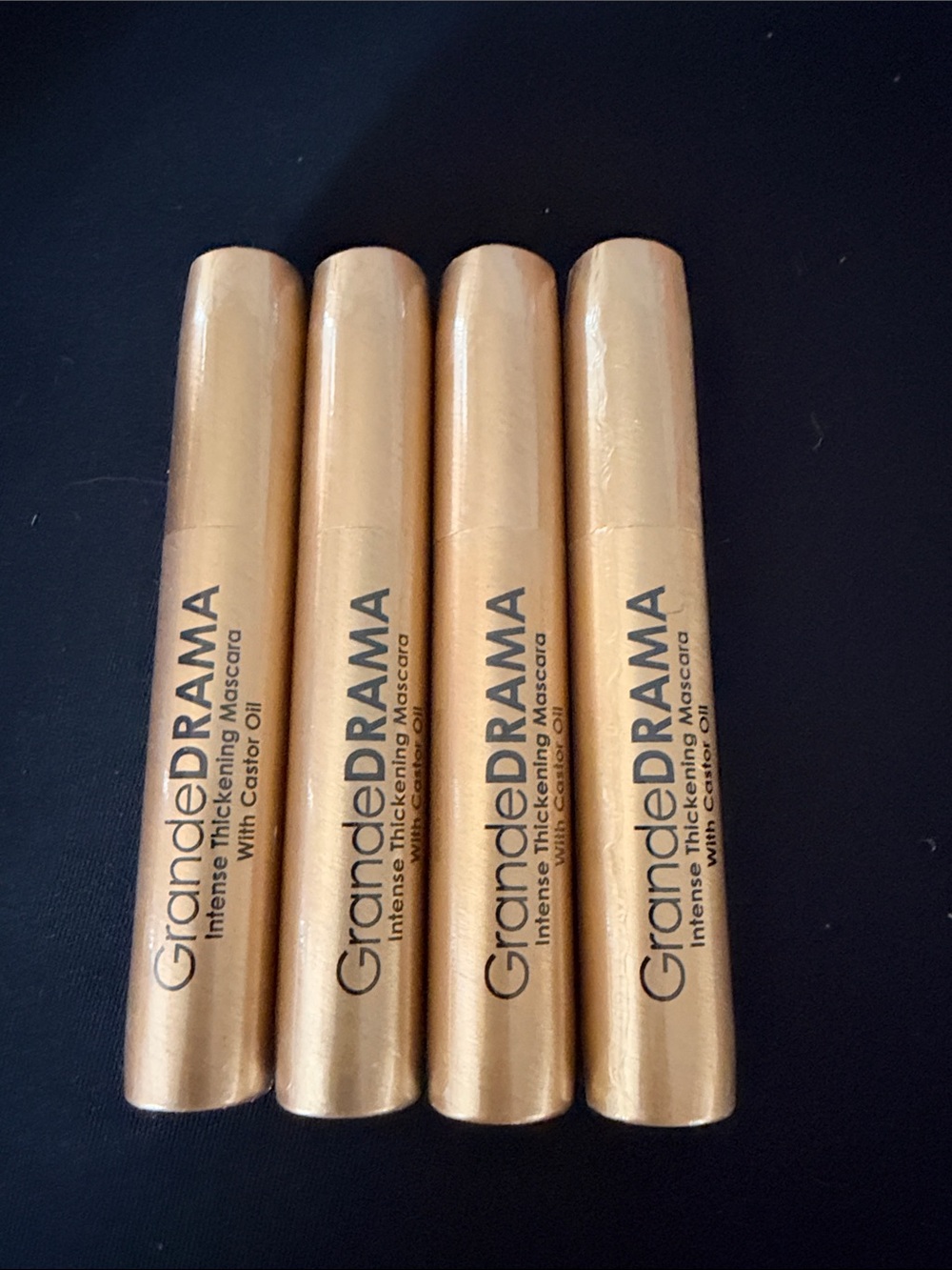 Four grande drama Intense Thickening Mascara with Castor Oil